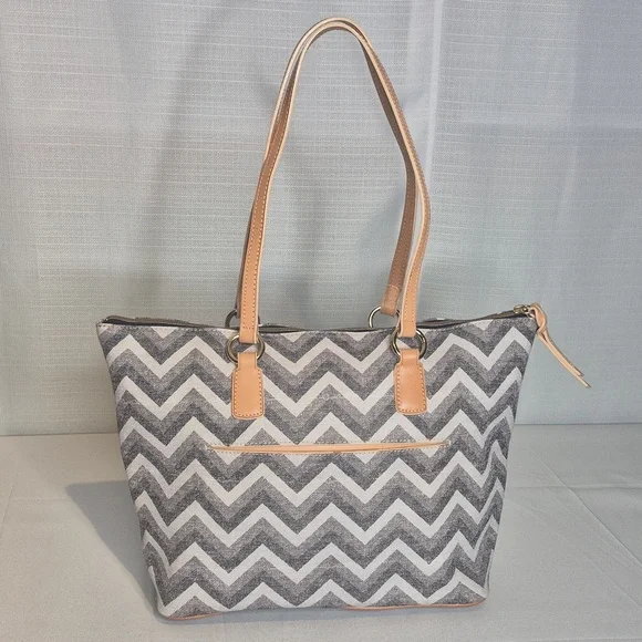 Dooney & Bourke LARGE Chevron Tote Bag w/Dust Bag LIKE NEW